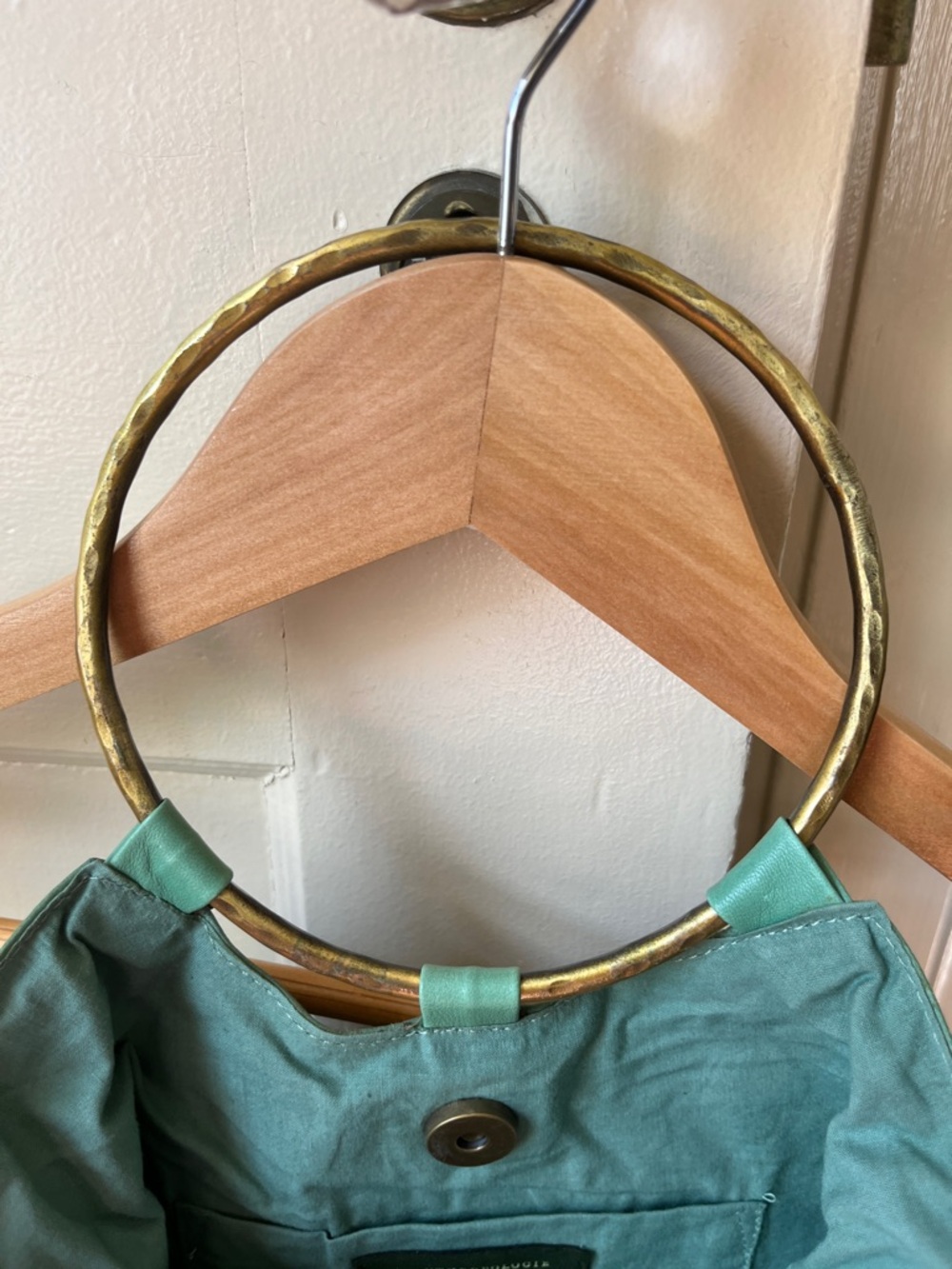 NWT Anthropologie Mint Green Woven Fringe Tote with Gold Ring Handles - Picture 4 of 5